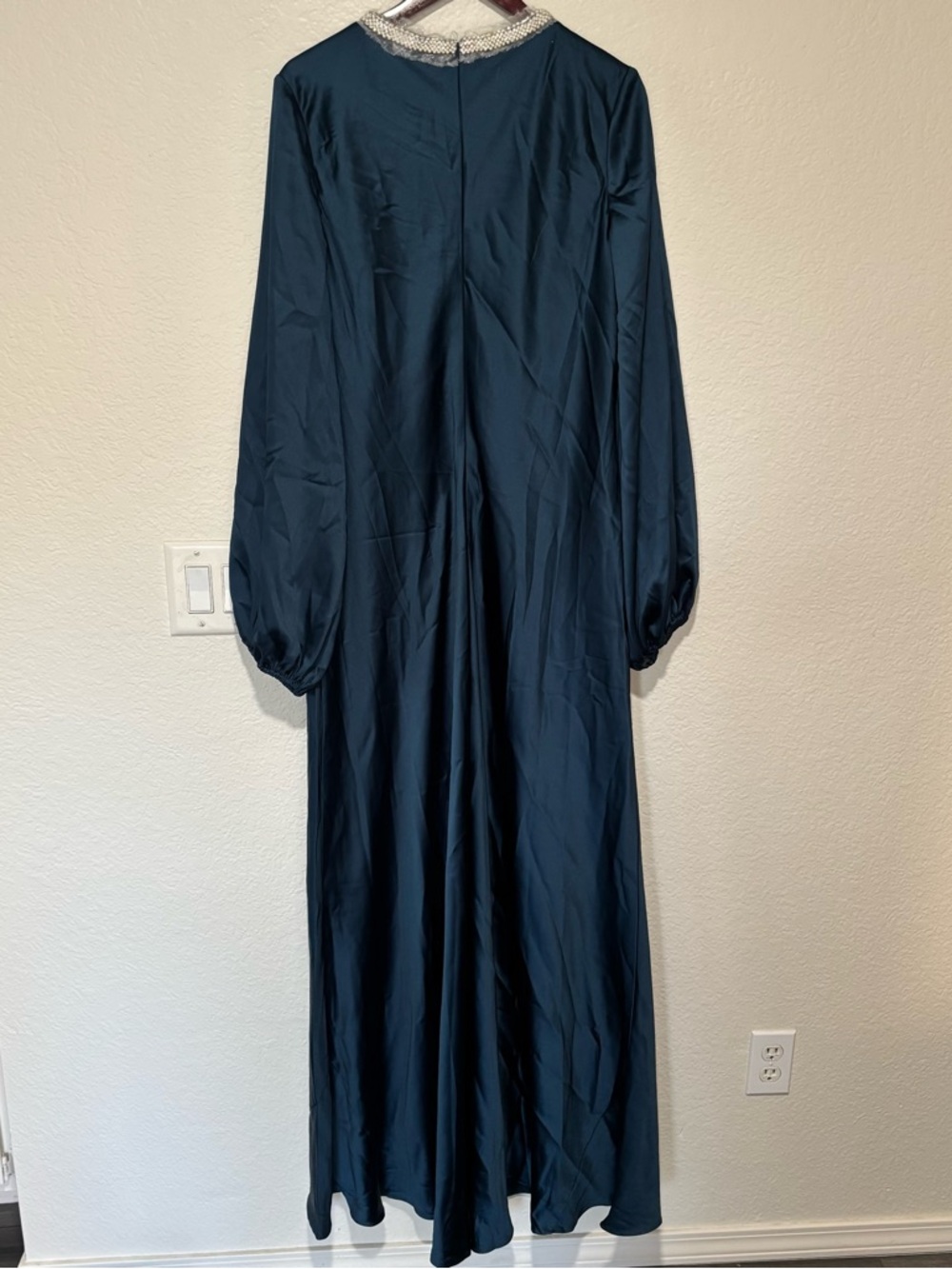 Mac Duggal Blue Beaded High Neck Satin Bishop Sleeve Satin Gown Size 16 Saphire - Picture 6 of 8